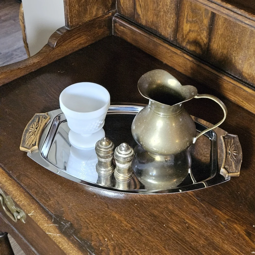 Vintage Silver Plated Salt and Pepper Shakers.